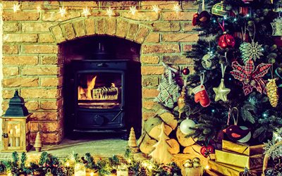 Christmas tree, fireplace, Christmas evening, fire in the fireplace, burning garland, Merry Christmas, Christmas fireplace decoration, Happy New Year