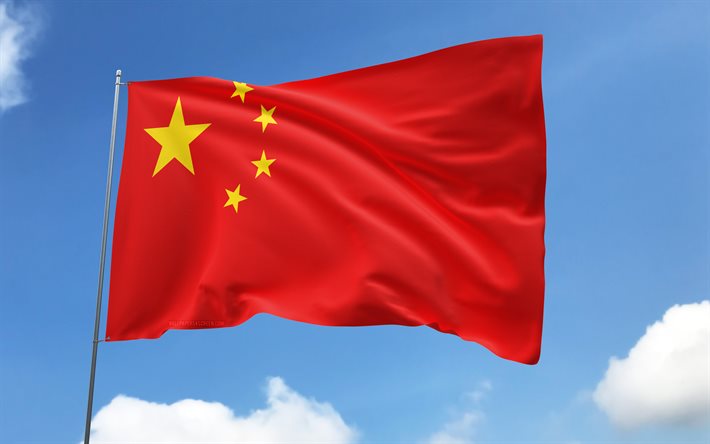 bandeira da china no mastro, 4k, países asiáticos, céu azul, bandeira da china, bandeiras de cetim onduladas, bandeira chinesa, símbolos nacionais chineses, mastro com bandeiras, dia da china, ásia, china