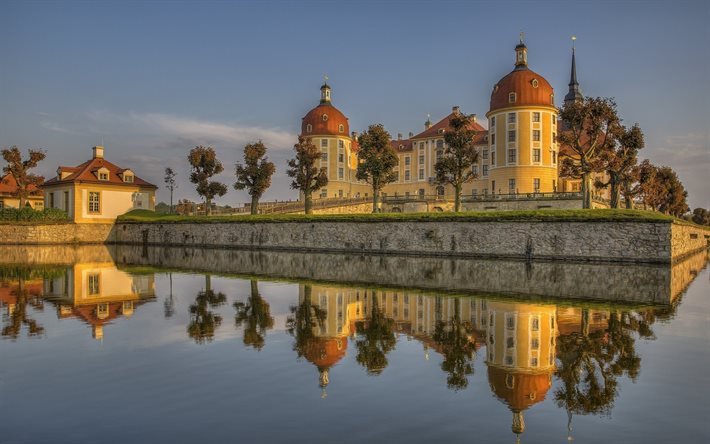 vieux châteaux, des forts, coucher du soleil, soirée, Moritzburg Château de Moritzburg, Saxe, Allemagne