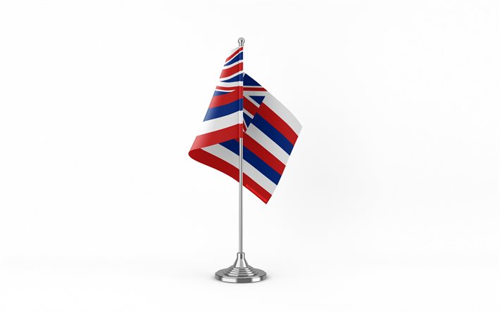 4k, ハワイのテーブルフラグ, 白色の背景, ハワイの旗, メタルスティックのハワイフラグ, アメリカの国旗, ハワイ, アメリカ合衆国