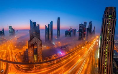 Dubai, de carretera, de noche, EMIRATOS árabes unidos, los rascacielos, los Emiratos Árabes Unidos