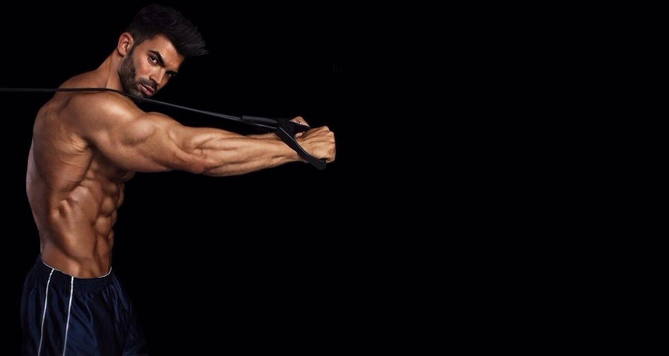 ダウンロード画像 Sergiコンスタンス フィットネス Bodybuilding 筋肉 画面の解像度 1368x728 壁紙デスクトップ上