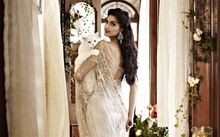 Bollywood, Sonam Kapoor, saree, attrice, ragazze, bellezza, bianco, gatto, bruna