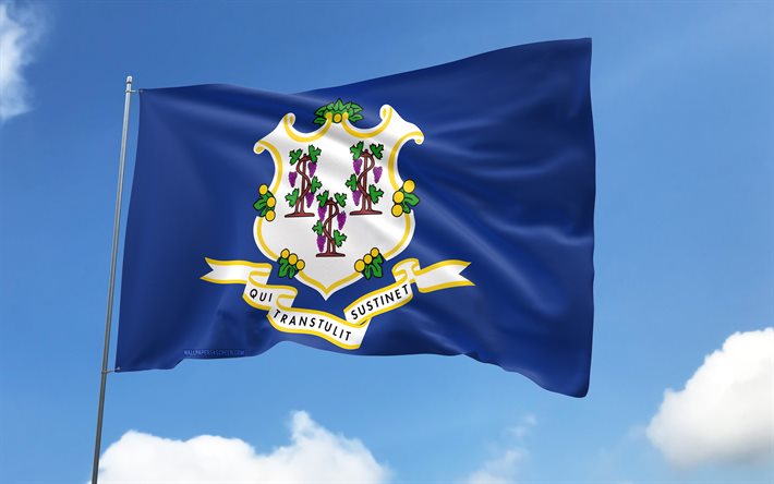 Connecticut flag on flagpole, 4K, american states, blue sky, flag of Florida, wavy satin flags, Connecticut flag, US States, flagpole with flags, United States, Day of Connecticut, USA, Connecticut