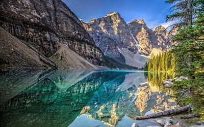 Moraine lake, el verano, las montañas, la reflexión, el Valle de los Diez Picos, Alberta, Canadá