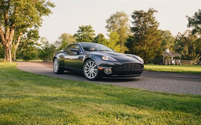 aston martin v12 vanquish s, 4k, superdeportivos, coches 2007, fuera de la carretera, autos de lujo, 2027 aston martin v12 vanquish s, coches británicos, aston martín