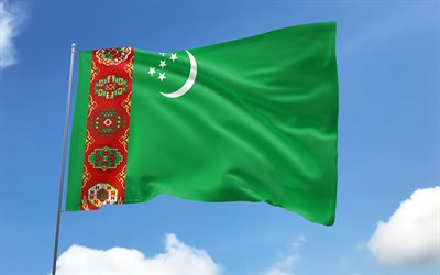 turkmenistán bandera en asta de bandera, 4k, países asiáticos, cielo azul, bandera de turkmenistán, banderas de raso ondulado, bandera turkmena, símbolos nacionales de turkmenistán, asta con banderas, día de turkmenistán, asia, turkmenistán