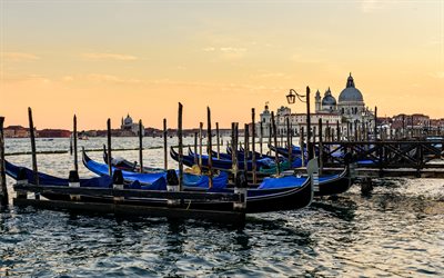 venise, soirée, coucher de soleil, gondole, digue, paysage urbain de venise, skyline de venise, italie