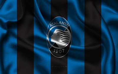4k, logo dell'atalanta, tessuto di seta nero blu, società di calcio italiana, stemma dell'atalanta, serie a, italia, calcio, bandiera dell'atalanta