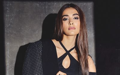 pooja hegde, 4k, muotokuva, intialainen näyttelijä, valokuvaus, musta mekko, bollywood, intialainen malli, pooja hegde  kuvaus