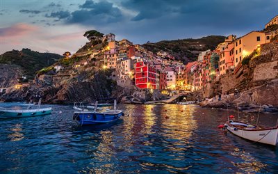 cinque terre, vernazza, sera, tramonto, baia, liguria, provincia della spezia, costa ligure, mare mediterraneo, italia