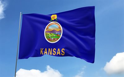 drapeau du kansas sur mât, 4k, états américains, ciel bleu, drapeau du kansas, drapeaux de satin ondulés, drapeau kansas, mât avec des drapeaux, états unis, jour du kansas, etats unis, kansas
