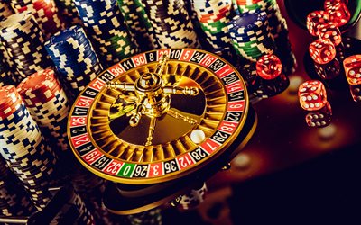 4k, roulett, kasino, roulette bakgrund, kasinotärningar, kasinomarker, högar med marker, kasino bakgrund, kasinokoncept