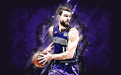 domantas sabonis, sacramento kralları, litvanyalı basketbolcu, mor rock arka planı, grunge art, nba, amerika, basketbol