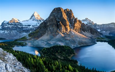la montagne, le lac, le bleu ciel, le matin, les rochers, le Canada, Banff