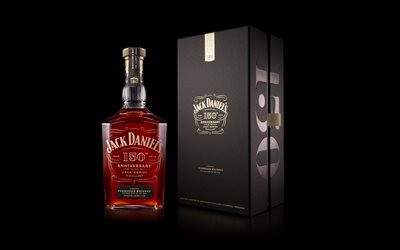 jack daniels 150e anniversaire, whisky, bourbon, jack daniels, coffret cadeau, boissons d élite
