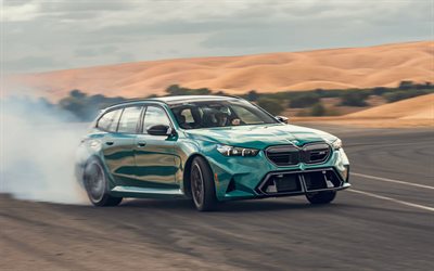 bmw m5 turismo, 4k, deriva, 2026 coches, g99, fumar, bmw m5 touring 2026, bmw m5 g99, coches alemanes, bmw