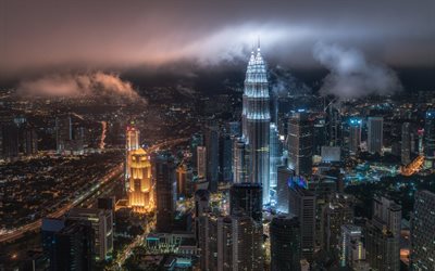 Kuala Lumpur, capitale della Malaysia, di notte, metropoli, Malesia