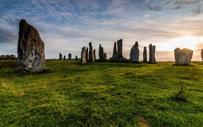 calanais menhirs, soir, coucher de soleil, cercle de pierres, clachan chalanais ou tursachan chalanais, isle of lewis, scotland