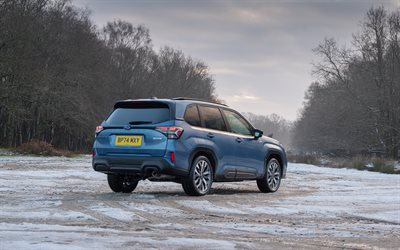 4k, subaru forester e boxer, uk spec, rückansicht, crossovers, 2025 autos, winter, offroad, elektroautos, 2025 subaru forester, japanische autos, subaru