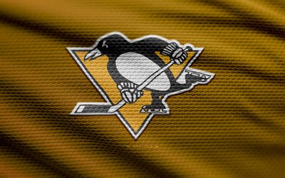 pittsburgh penguins fabric logo, 4k, gul tygbakgrund, nhl, bokhög, hockey, pittsburgh penguins  logotyp, pittsburgh penguins emblem, amerikansk hockeyklubb, pingviner i pittsburgh