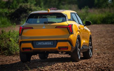 4k, 三菱アウトランダースポーツ, バックビュー, 2025車, 未舗装道路, クロスオーバー, 2025三菱アウトランダースポーツ, 日本の車, 三菱