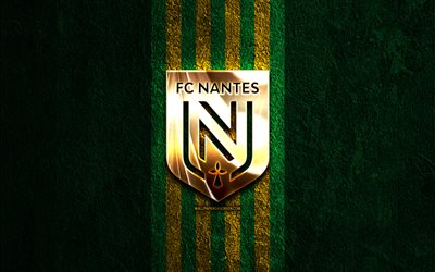 fc nantes logo dorato, 4k, sfondo di pietra verde, ligue 1, squadra di calcio francese, logo fc nantes, calcio, emblema fc nantes, fc nantes, nantes fc