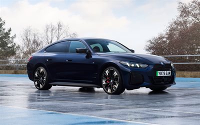 4k, bmw i4 m60 xdrive, otopark, 2026 araba, g26, elektrikli arabalar, birleşik krallık'a özgü, mavi bmw i4, 2026 bmw i4, alman arabaları, bmw i4 g26, bmw