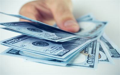 dólares americanos en las manos, 4k, dinero en las manos, recibir pago, hombre de negocios con dinero, dólares americanos, pago por conceptos de servicios, negocio, gente de negocios