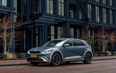 Hyundai IONIQ 5, 4k, street, 2025 cars, electric cars, Blue Hyundai IONIQ 5, 2025 Hyundai IONIQ 5, south korean cars, Hyundai