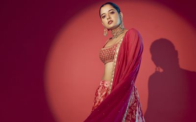 ashika ranganath, indische schauspielerin, foto shooting, red indian saree, indisches model, bollywood, schöne frauen, ashika ranganath fotoshooting