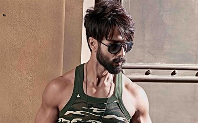 Shahid Kapoor, 4k, 2022, indian actors, Bollywood, movie stars, guys, pictures with Shahid Kapoor, indian celebrity, Shahid Kapoor photoshoot