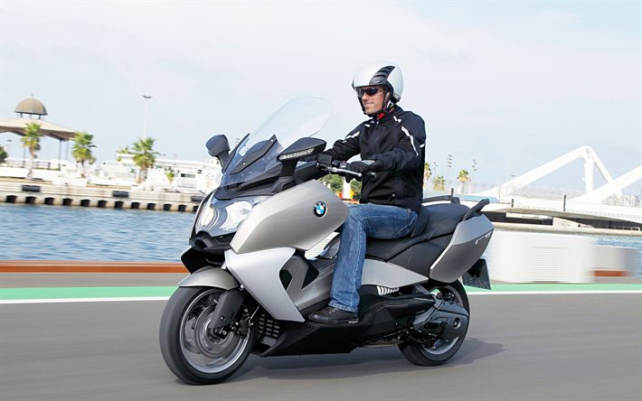 casco, il movimento, il c650gt, bicchieri, bmw, 2015, maxi-scooter