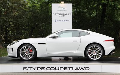 jaguar f-type coupé r, blanc, traction intégrale, 2015, parc du valentino, salon, salon de l'auto