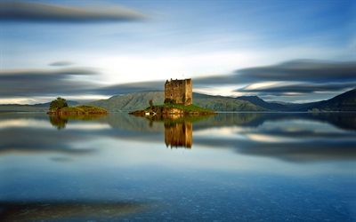 il castello di stalker, in scozia, il lago, scozia