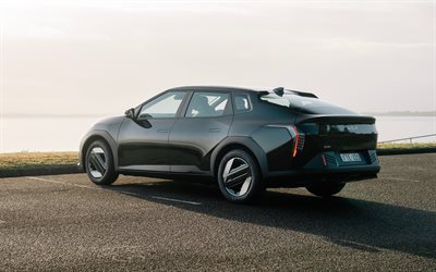 4k, kia ev4 sedan hava, arkadan görünüm, 2026 araba, otopark, elektrikli arabalar, au spesifikasyonu, kia ev4 sedan, 2026 kia ev4 sedan, güney kore arabaları, kia