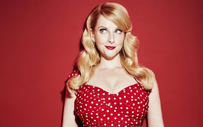 melissa rauch, portrait, actrice américaine, photoshoot, robe rouge, actrices populaires
