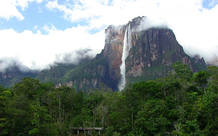 le venezuela, chute d'eau, le mont roraima