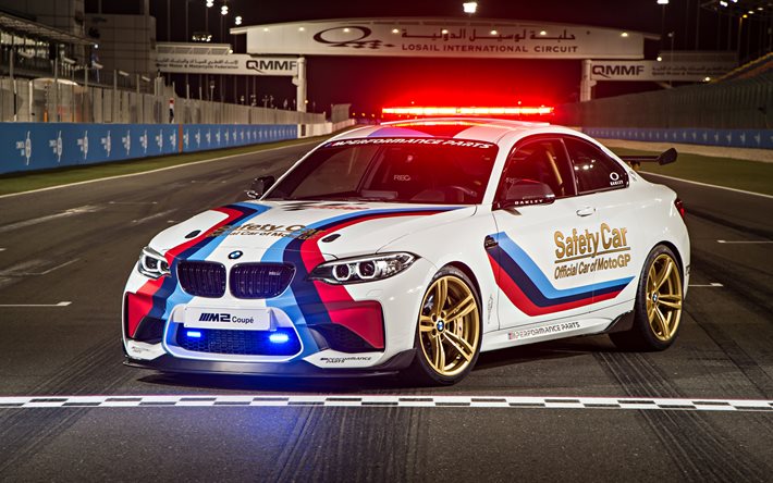 BMW M2 Coupe, 4K, 2017 arabalar, MotoGP Güvenlik aracı, gece, Yarış Pisti