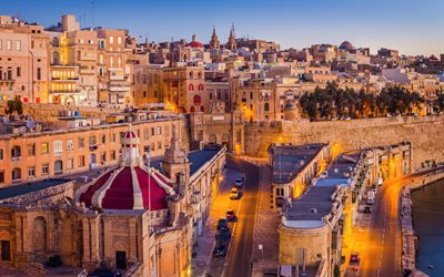 valletta, kväll, solnedgång, byggnader, valletta stadsbild, valletta panorama, malta, republiken maltas huvudstad