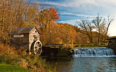 rivière, chute d'eau, à l'automne, un moulin, un paysage