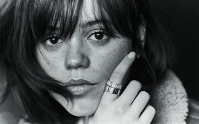 jenna ortega, portrait, monochrome, actrice américaine, actrices populaires, séance photo, étoile américaine