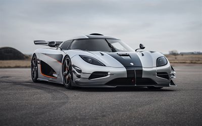 4k, koenigsegg un 1, hypercars, voitures 2014, supercars, koenigsegg one 1 2014, voitures suédoises, koenigsegg automotive ab, kœnigsegg
