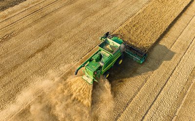 ジョンディア t6 500, 空撮, 小麦の収穫, フィールドで組み合わせる, 新しいコンバイン, ジョン・ディア