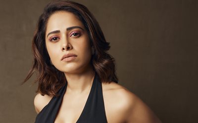 nushrratt bharucha, 4k, vestido preto, atriz indiana, bollywood, estrelas de cinema, fotos com nushrratt bharuccha, beleza, atriz popular, celebridade indiana, sessão fotográfica de nushrratt bharuccha