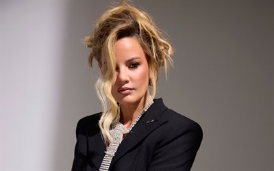 lyra, 4k, irischer sänger, musikstars, schönheit, laura mcnamara, irische berühmtheit, blonde frau, lyra fotoshooting