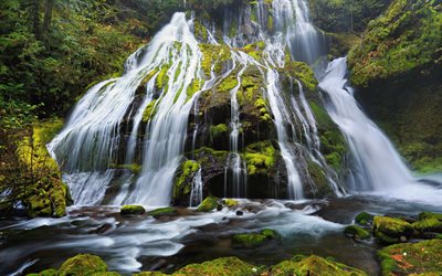 vackert vattenfall, foton av vattenfall, vackert privat