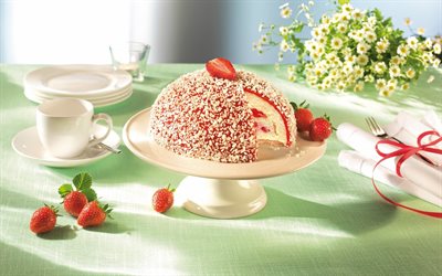 स्ट्रॉबेरी केक, मूल तीखा