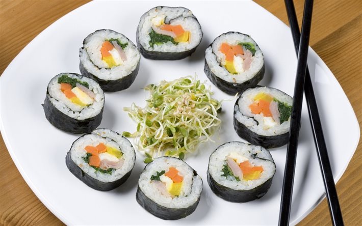 sushia, sämpylöitä, japanilaista ruokaa