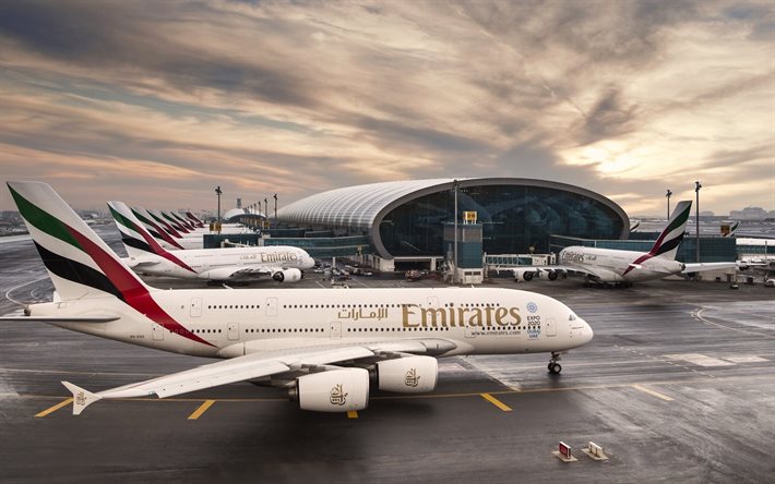 la compagnie aérienne emirates, airbus а380, airbus a380, l'aéroport, les avions de passagers